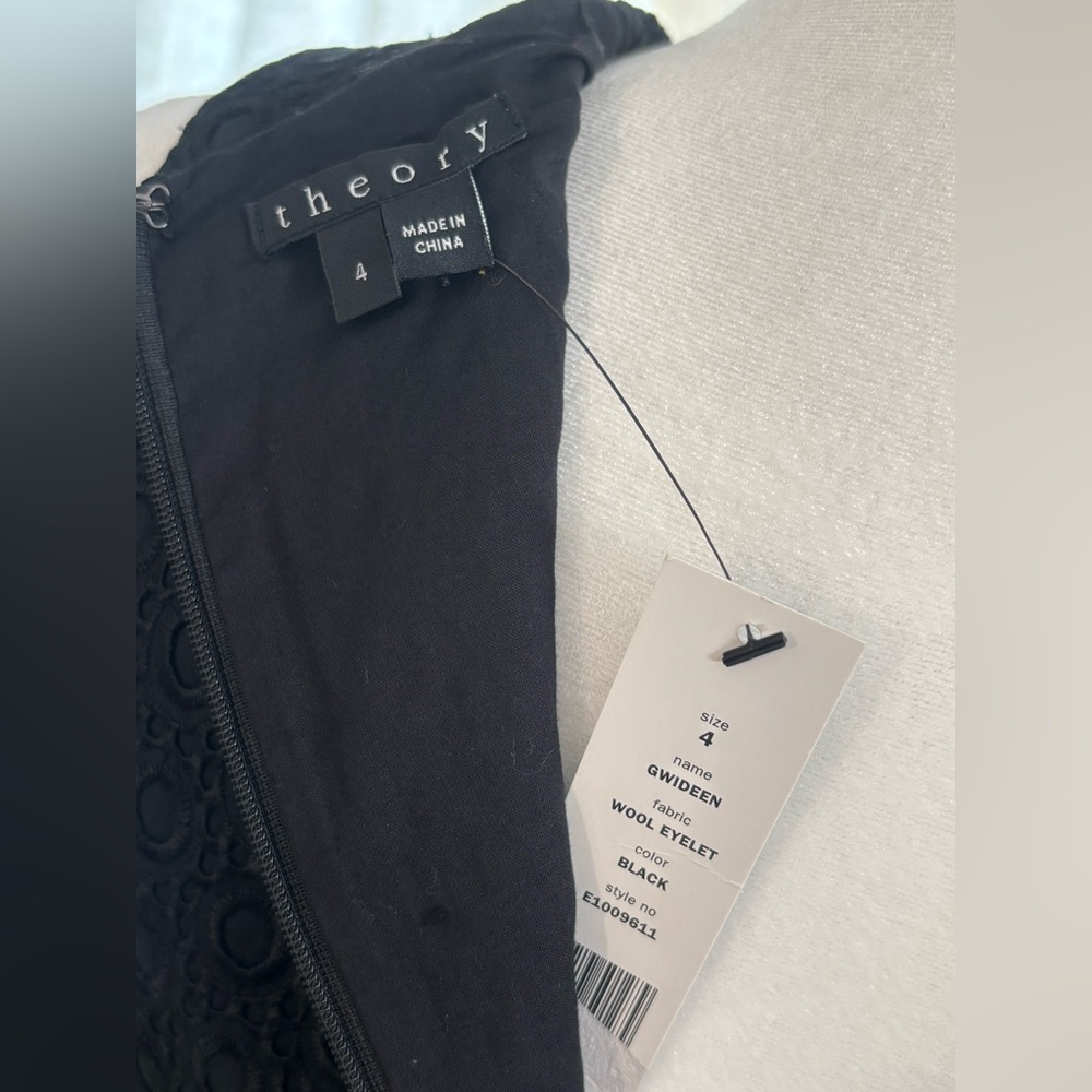Theory Gwideen Black Eyelet Shift Dress Size 4 NWT - Picture 9 of 9
